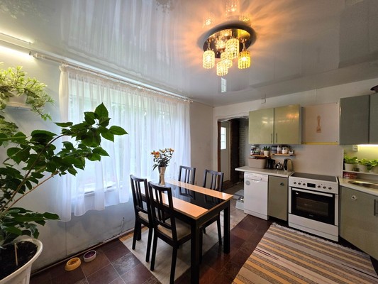 Продам трехкомнатную (3-комн.) квартиру, Лесная ул, 3, Костомукша г