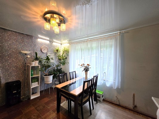 Продам трехкомнатную (3-комн.) квартиру, Лесная ул, 3, Костомукша г
