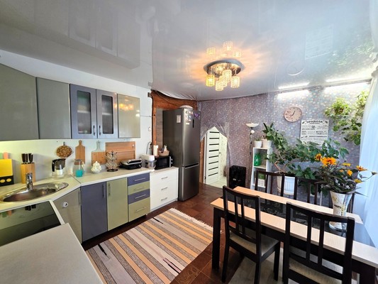 Продам трехкомнатную (3-комн.) квартиру, Лесная ул, 3, Костомукша г