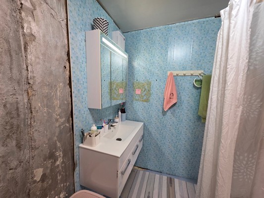 Продам трехкомнатную (3-комн.) квартиру, Лесная ул, 3, Костомукша г
