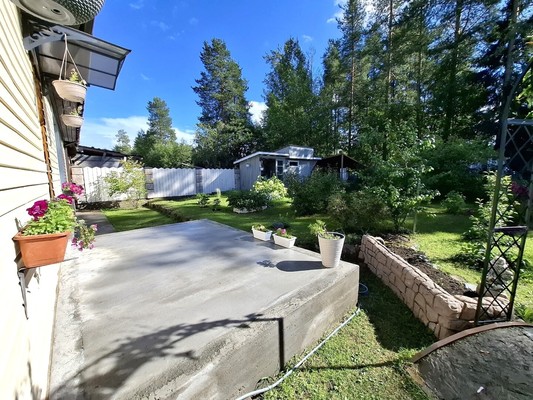 Продам трехкомнатную (3-комн.) квартиру, Лесная ул, 3, Костомукша г