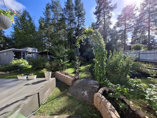 Продам трехкомнатную (3-комн.) квартиру, Лесная ул, 3, Костомукша г