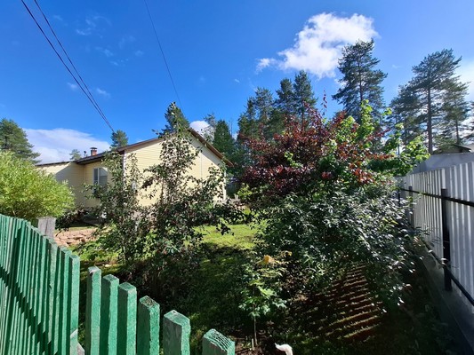 Продам трехкомнатную (3-комн.) квартиру, Лесная ул, 3, Костомукша г