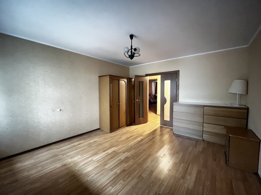 Продам многокомнатную квартиру, Блюхера ул, 4, Казань г