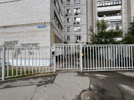 Продам многокомнатную квартиру, Блюхера ул, 4, Казань г