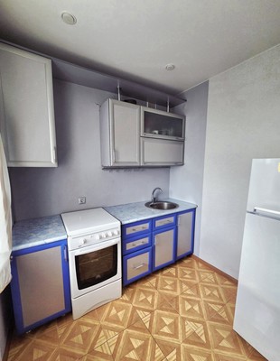 Продам однокомнатную (1-комн.) квартиру, Толбухина ул, 21, Казань г