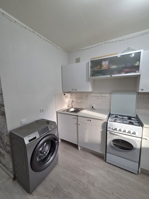 Продам однокомнатную (1-комн.) квартиру, Толбухина ул, 21, Казань г