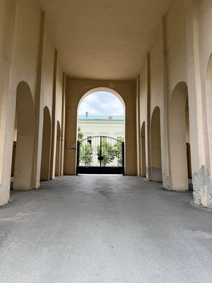 Продам трехкомнатную (3-комн.) квартиру, Кремлевская ул, 2а, Казань г
