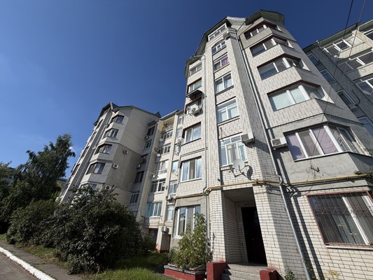 Продам трехкомнатную (3-комн.) квартиру, 7-я Линия ул, 15, Брянск г