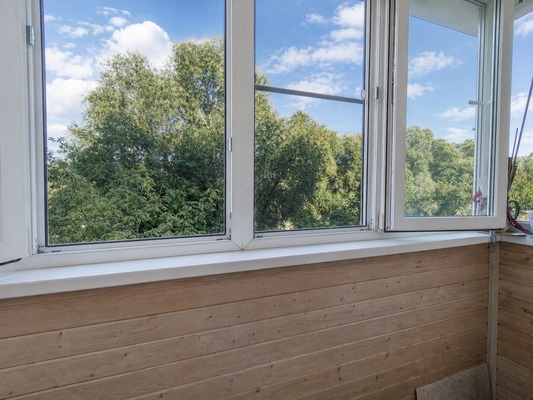 Продам трехкомнатную (3-комн.) квартиру, Солнечная ул, 3, Верея г