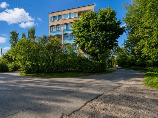 Продам трехкомнатную (3-комн.) квартиру, Солнечная ул, 3, Верея г
