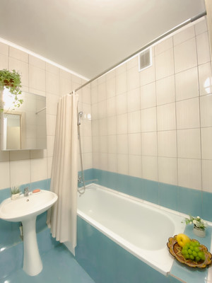 Продам однокомнатную (1-комн.) квартиру, Александра Грина б-р, 1к1, Санкт-Петербург г