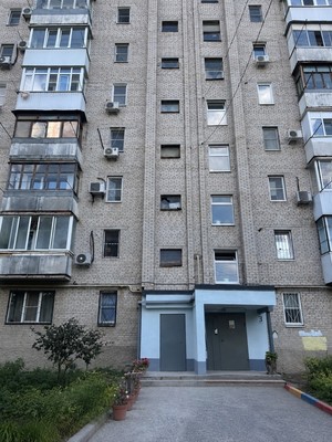 Продам трехкомнатную (3-комн.) квартиру, Штахановского ул, 20к1, Ростов-на-Дону г