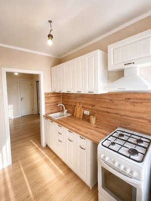 Продам трехкомнатную (3-комн.) квартиру, Чехова пр-кт, 56к37, Ростов-на-Дону г