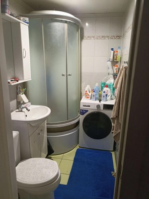 Продам трехкомнатную (3-комн.) квартиру, Карла Маркса ул, 60, Ишим г