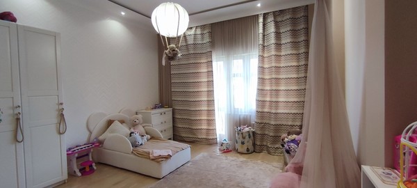 Продам трехкомнатную (3-комн.) квартиру, Рублевское предместье ул, 10к1, Глухово д