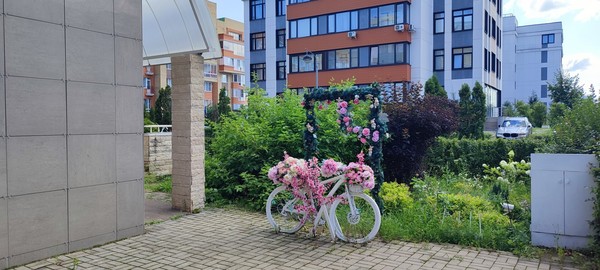Продам трехкомнатную (3-комн.) квартиру, Рублевское предместье ул, 10к1, Глухово д