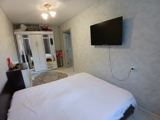 Продам трехкомнатную (3-комн.) квартиру, Ленина ул, 37, Дунай п
