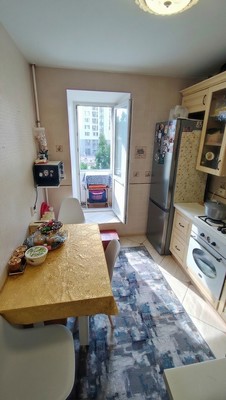 Продам трехкомнатную (3-комн.) квартиру, Пионерская ул, 46, Ханты-Мансийск г