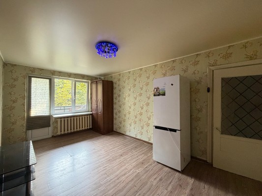 Продам трехкомнатную (3-комн.) квартиру, А.А.Кадырова ул, 11, Нальчик г