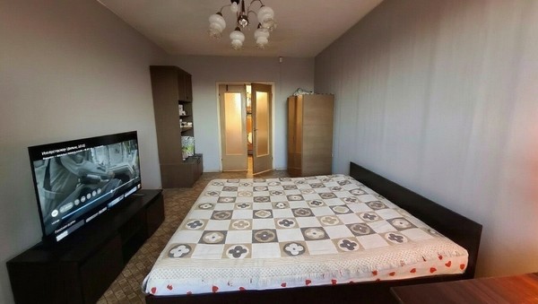 Продам трехкомнатную (3-комн.) квартиру, Донелайтиса проезд, 25к1, Москва г