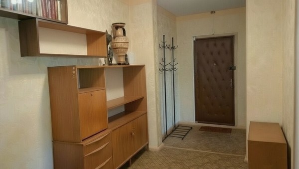 Продам трехкомнатную (3-комн.) квартиру, Донелайтиса проезд, 25к1, Москва г