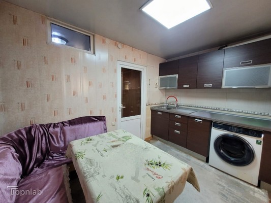 Продам трехкомнатную (3-комн.) квартиру, имени Гагарина Юрия Алексеевича ул, 10, Баксан г
