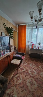 Продам трехкомнатную (3-комн.) квартиру, Забырина ул, 15, Вербилки рп