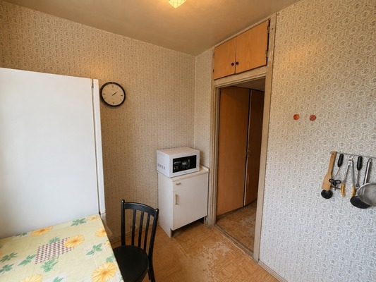 Продам двухкомнатную (2-комн.) квартиру, Инициативная ул, 6к1, Москва г