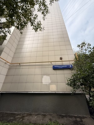 Продам двухкомнатную (2-комн.) квартиру, Инициативная ул, 6к1, Москва г