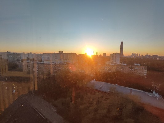 Продам трехкомнатную (3-комн.) квартиру, Загородное ш, 9к3, Москва г