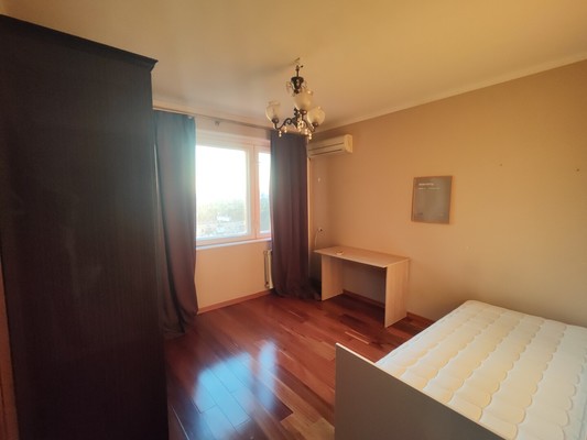 Продам трехкомнатную (3-комн.) квартиру, Загородное ш, 9к3, Москва г