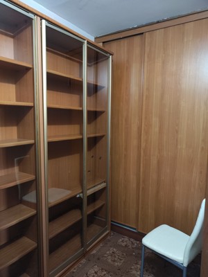 Продам трехкомнатную (3-комн.) квартиру, Загородное ш, 9к3, Москва г
