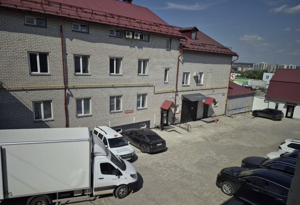 Продам коммерческое помещение 292,8 м2, Космонавтов ул, 67к2, Казань г
