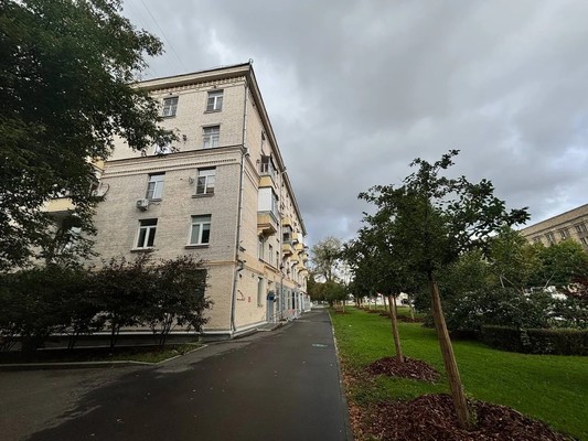 Продам трехкомнатную (3-комн.) квартиру, Каширское ш, 54к1, Москва г