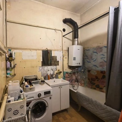 Продам трехкомнатную (3-комн.) квартиру, Каширское ш, 54к1, Москва г