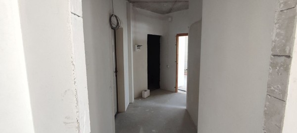 Продам двухкомнатную (2-комн.) квартиру, Батурина ул, 185, Симферополь г