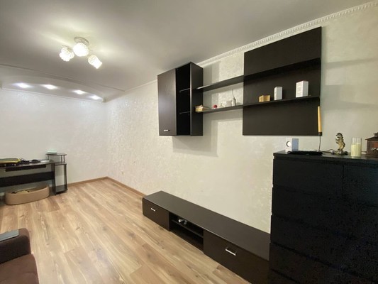 Продам однокомнатную (1-комн.) квартиру, Беспалова ул, 106, Симферополь г