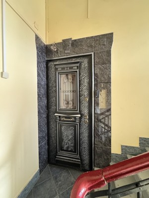 Продам трехкомнатную (3-комн.) квартиру, Ленина пр-кт, 25, Нальчик г