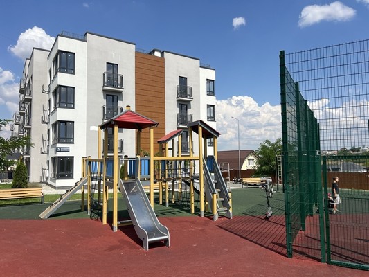 Продам однокомнатную (1-комн.) квартиру, Славы ул, 51к4, Мирное с