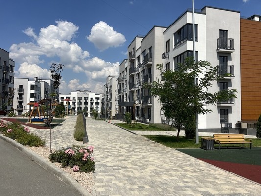 Продам однокомнатную (1-комн.) квартиру, Славы ул, 51к4, Мирное с