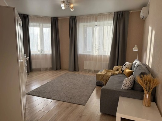 Продам двухкомнатную (2-комн.) квартиру, Чистопольская ул, 71А, Казань г