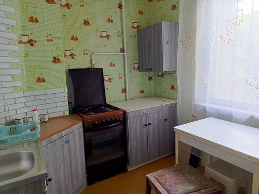 Продам комнату в 3-комн. квартире, Героев Сталинграда ул, 35, Симферополь г