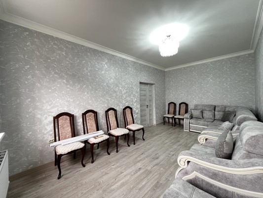 Продам однокомнатную (1-комн.) квартиру, Братьев Беровых ул, 54, Нальчик г