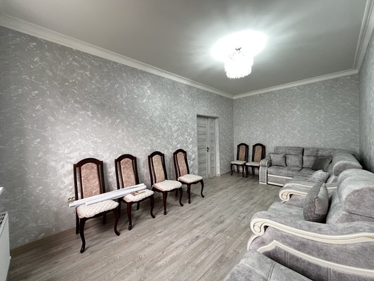 Продам однокомнатную (1-комн.) квартиру, Братьев Беровых ул, 54, Нальчик г