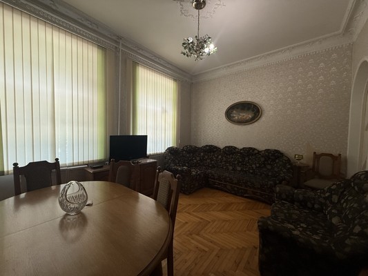 Продам двухкомнатную (2-комн.) квартиру, Мечникова ул, 172, Нальчик г