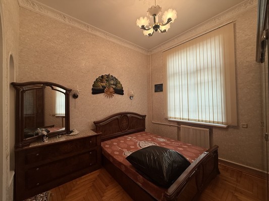 Продам двухкомнатную (2-комн.) квартиру, Мечникова ул, 172, Нальчик г