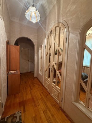 Продам двухкомнатную (2-комн.) квартиру, Мечникова ул, 172, Нальчик г