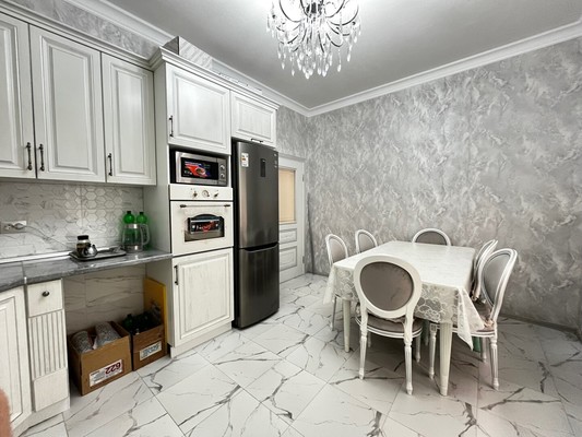 Продам двухкомнатную (2-комн.) квартиру, Братьев Беровых ул, 54а, Нальчик г