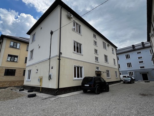 Продам двухкомнатную (2-комн.) квартиру, Братьев Беровых ул, 54а, Нальчик г
